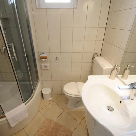 Apartment Viskovo Appartamento