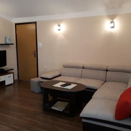 Apartment Viskovo * Viskovo