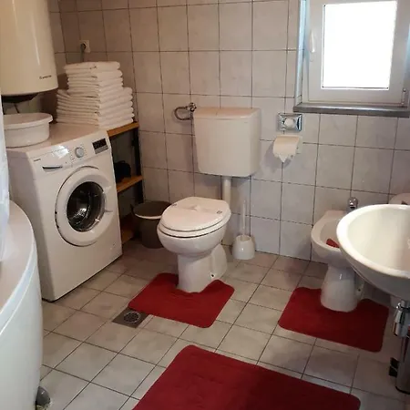 Apartment Viskovo * Viskovo