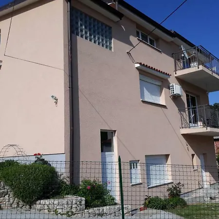 Apartment Viskovo