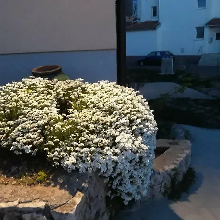 Apartment Viskovo Appartamento