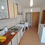 Apartment Viskovo * Viskovo