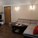 Apartment Viskovo * Viskovo