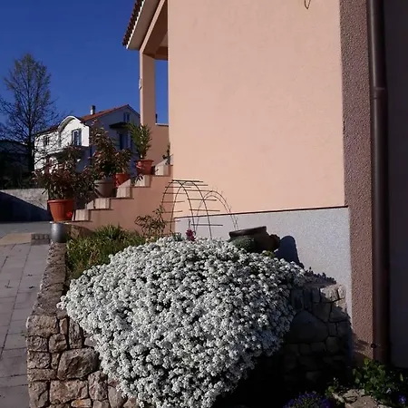 Apartment Viskovo * Viskovo