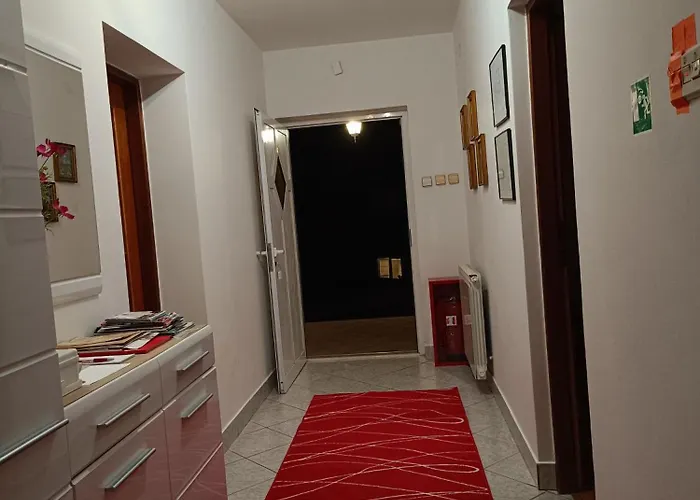 Apartment Viskovo