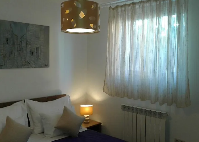 Apartment Viskovo アパート