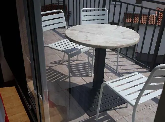 Apartment Viskovo